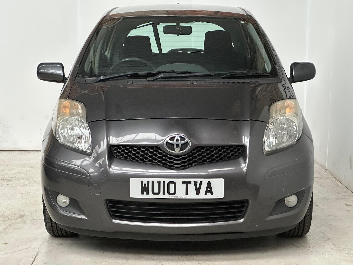 Used Toyota Yaris 2010 for sale - 76420263: Photo 2