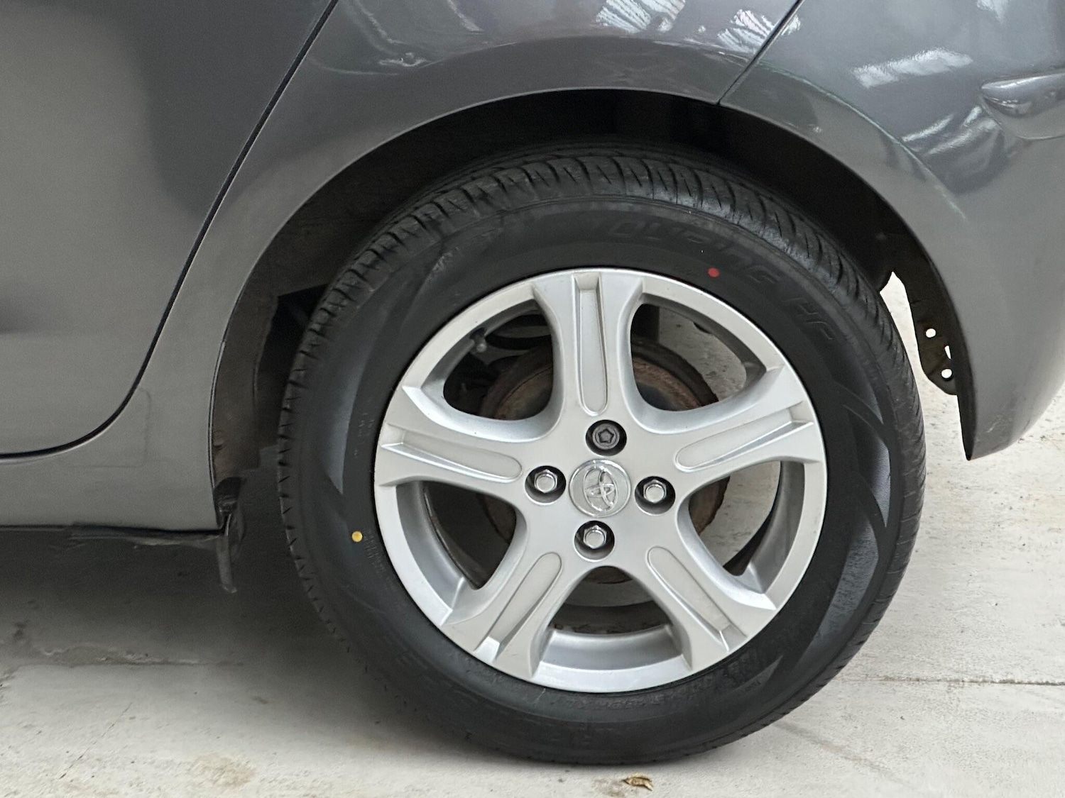 Used Toyota Yaris 2010 for sale - 76420263: Photo 20