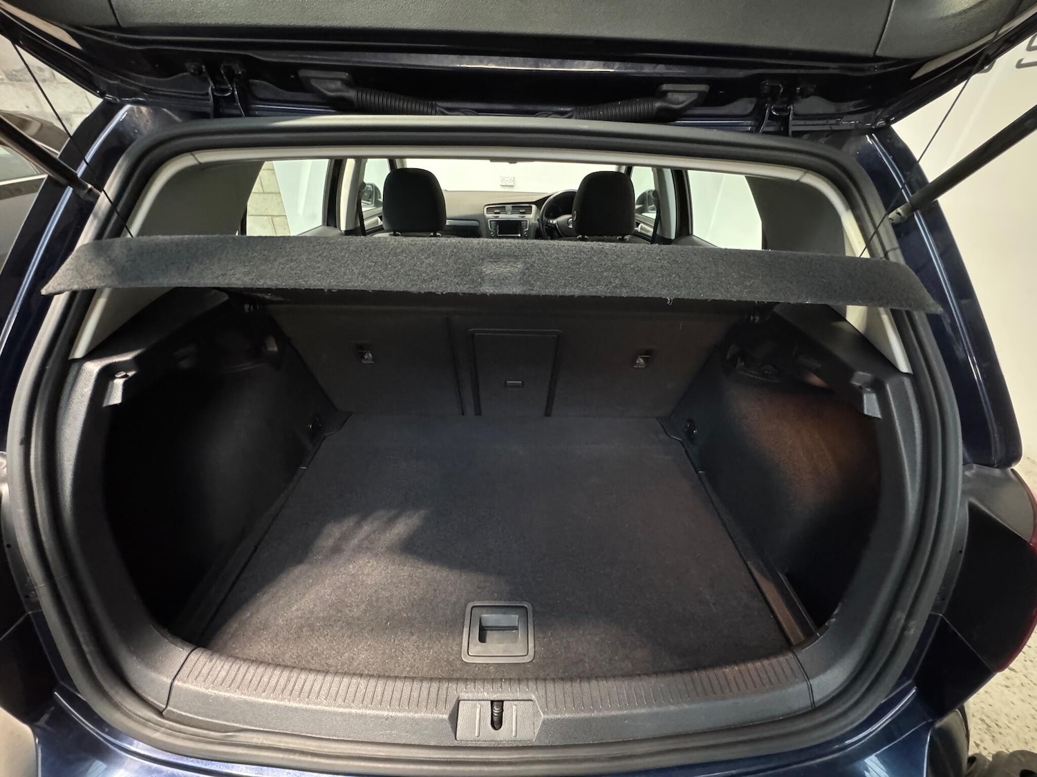 Used Volkswagen Golf 2013 for sale - 76937669: Photo 23