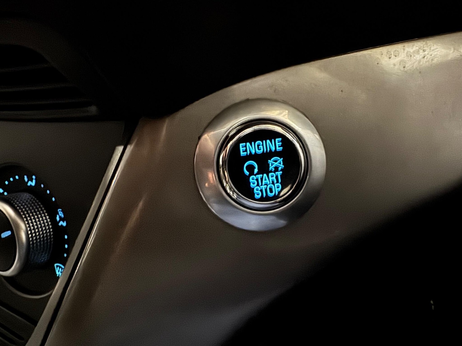 Used Ford Kuga 2014 for sale - 77307770: Photo 19