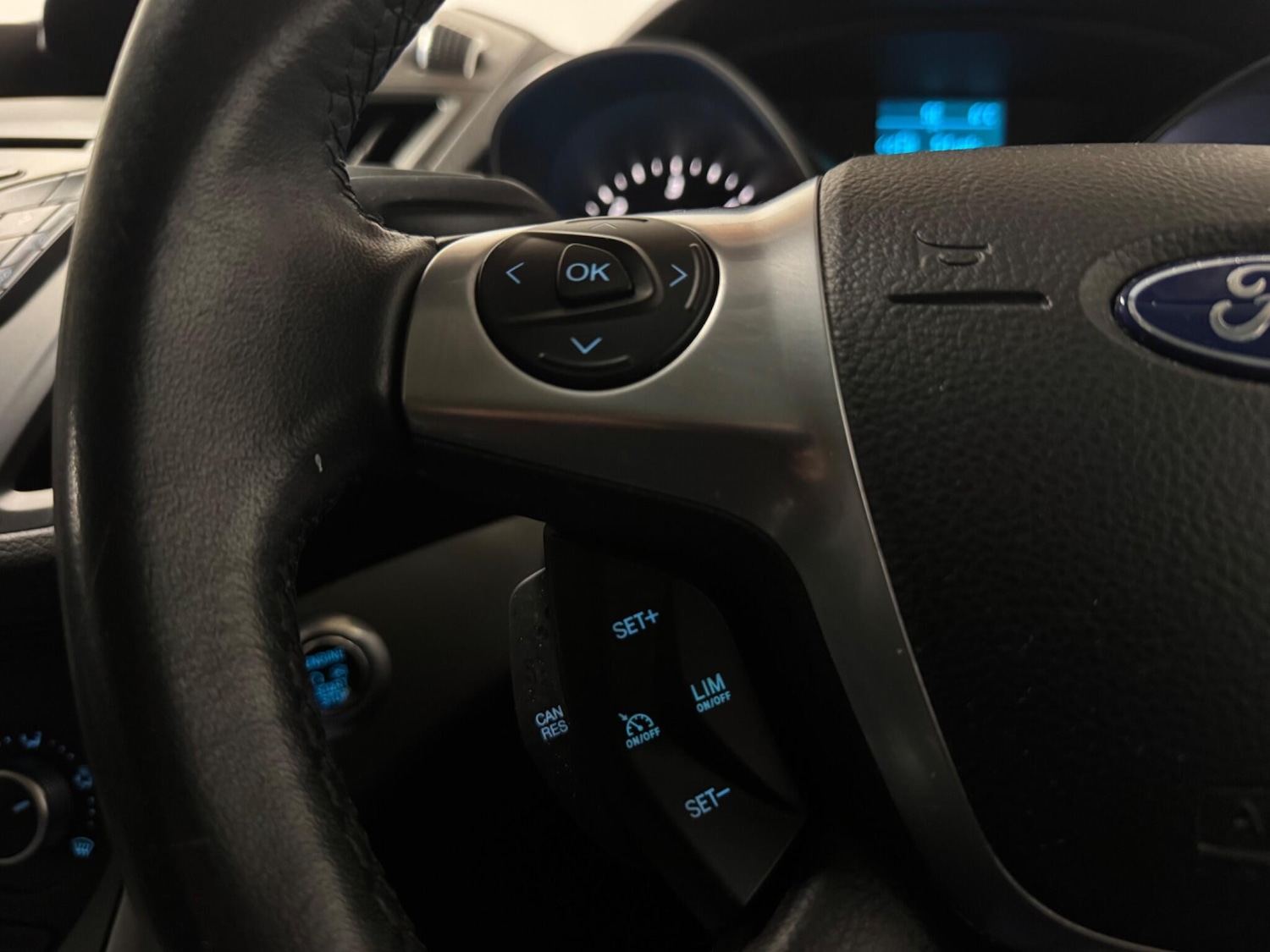 Used Ford Kuga 2014 for sale - 77307770: Photo 21