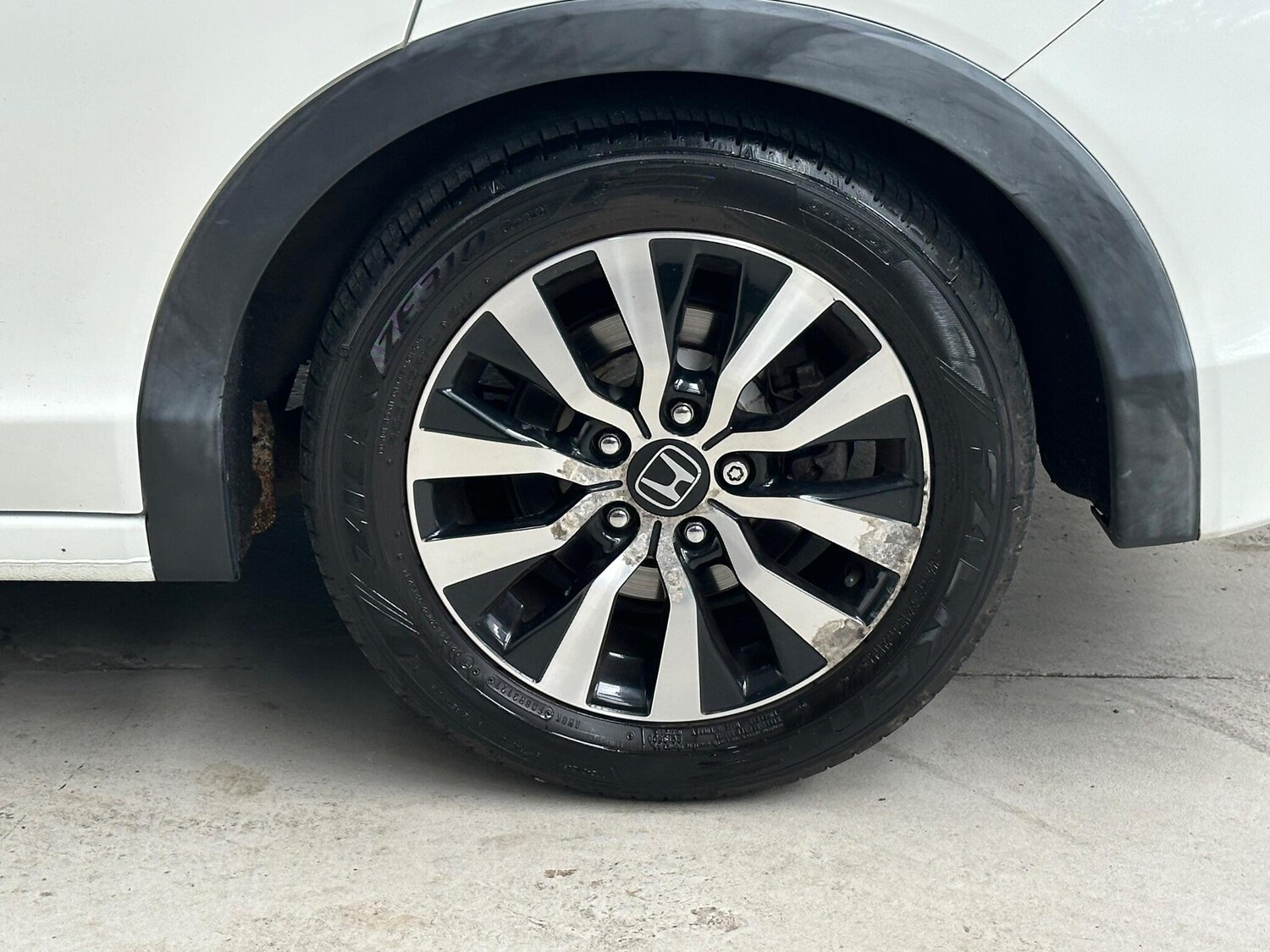 Used Honda Civic 2014 for sale - 76420248: Photo 28