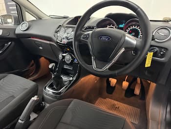 Used Ford Fiesta 2015 for sale - 79583338: Photo