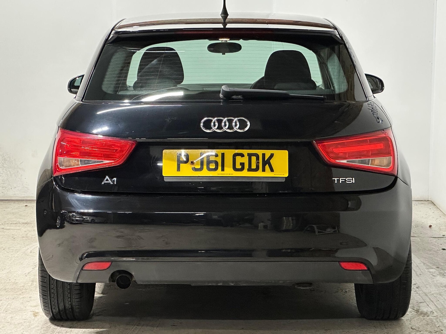 Used Audi A1 2011 for sale - 76999738: Photo 6