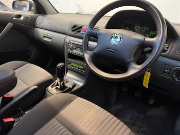 Used Skoda Octavia 2003 for sale - 77588669: Photo