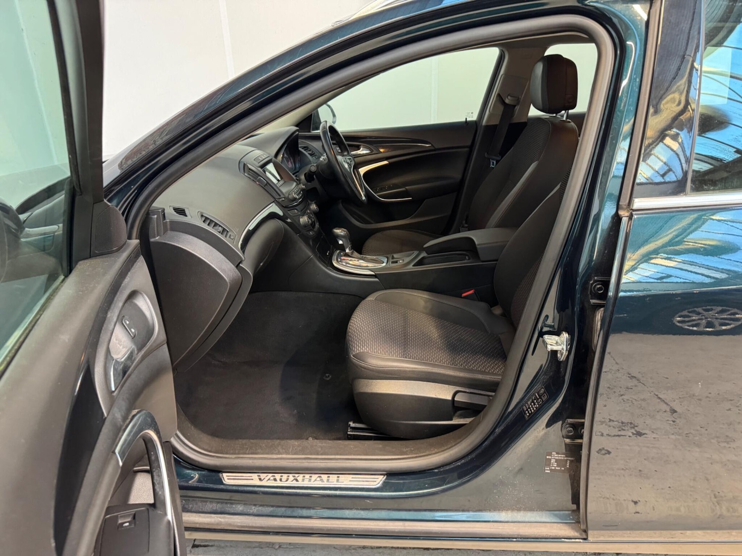 Used Vauxhall Insignia 2015 for sale - 78009465: Photo 10