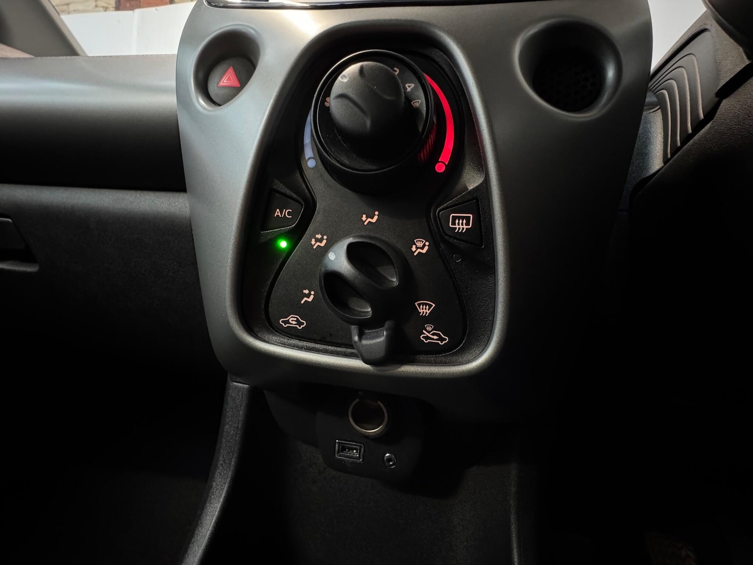 Used Peugeot 108 2017 for sale - 76459251: Photo 17