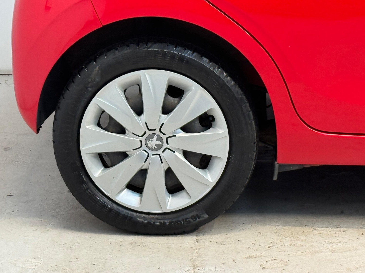 Used Peugeot 108 2017 for sale - 76459251: Photo 25