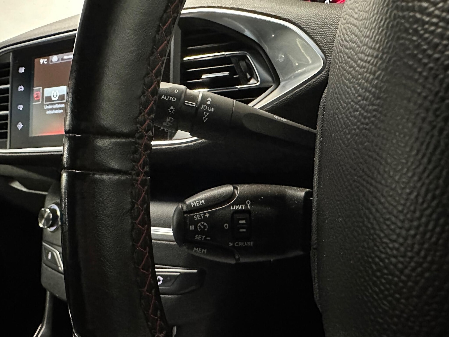 Used Peugeot 308 2017 for sale - 76954575: Photo 21