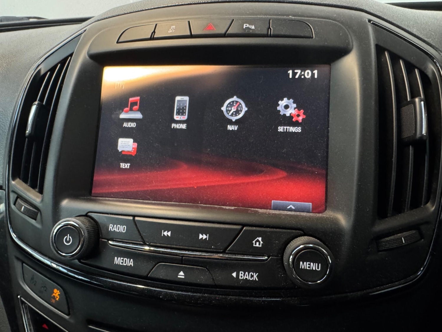 Used Vauxhall Insignia 2015 for sale - 77983077: Photo 11