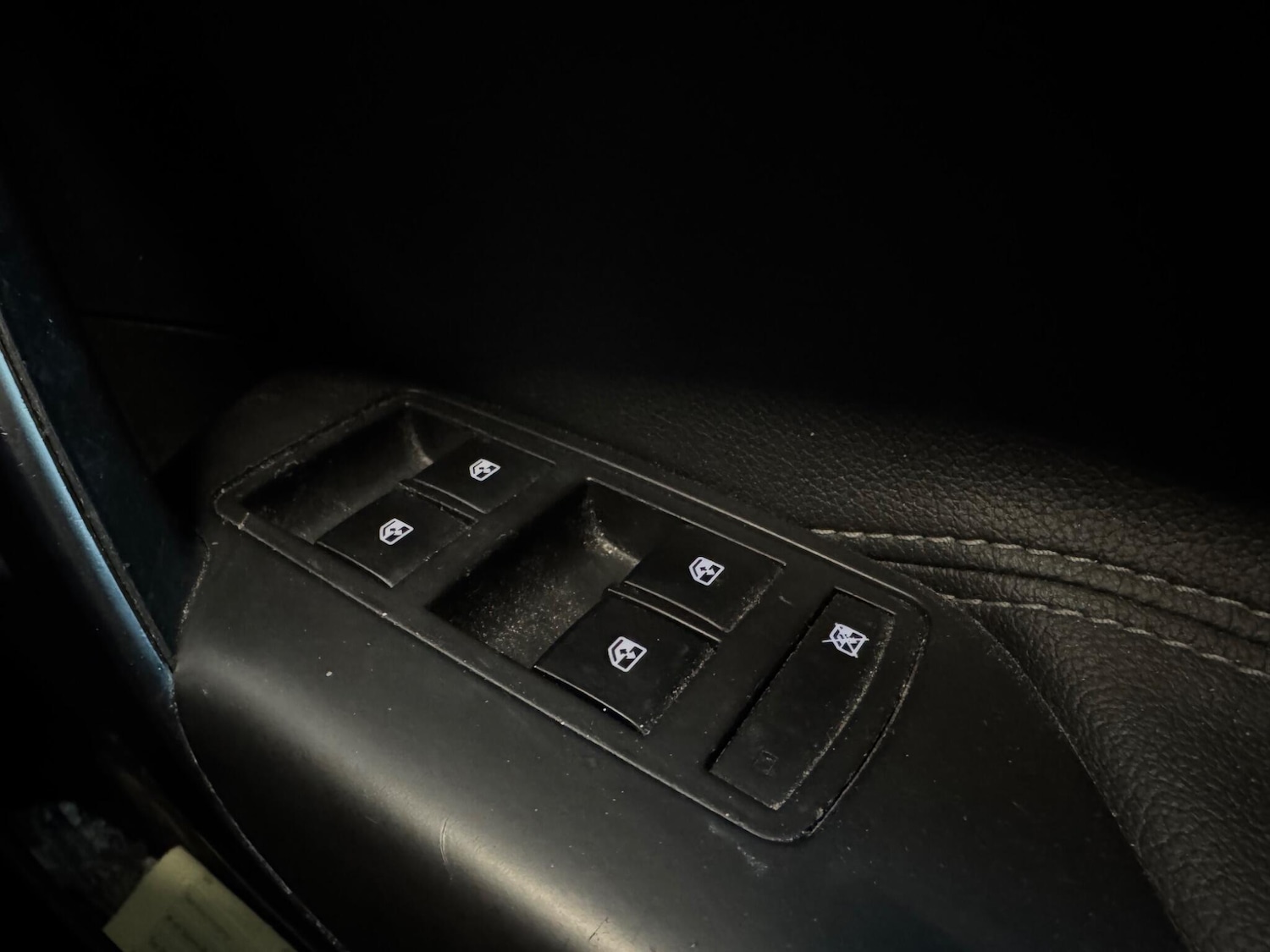 Used Vauxhall Insignia 2015 for sale - 77983077: Photo 21