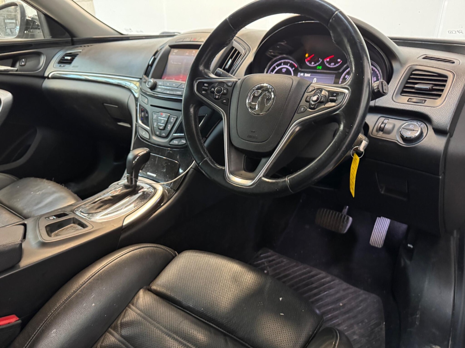 Used Vauxhall Insignia 2015 for sale - 77983077: Photo 3