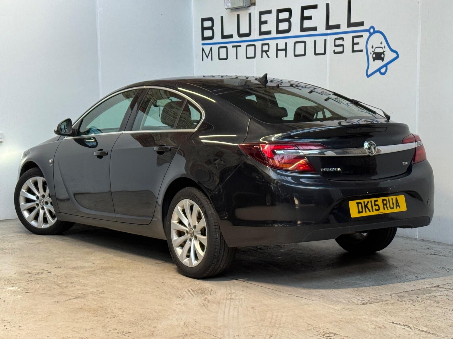 Used Vauxhall Insignia 2015 for sale - 77983077: Photo 4