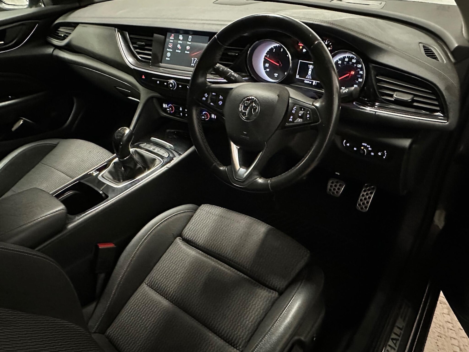 Used Vauxhall Insignia 2018 for sale - 77178243: Photo 4