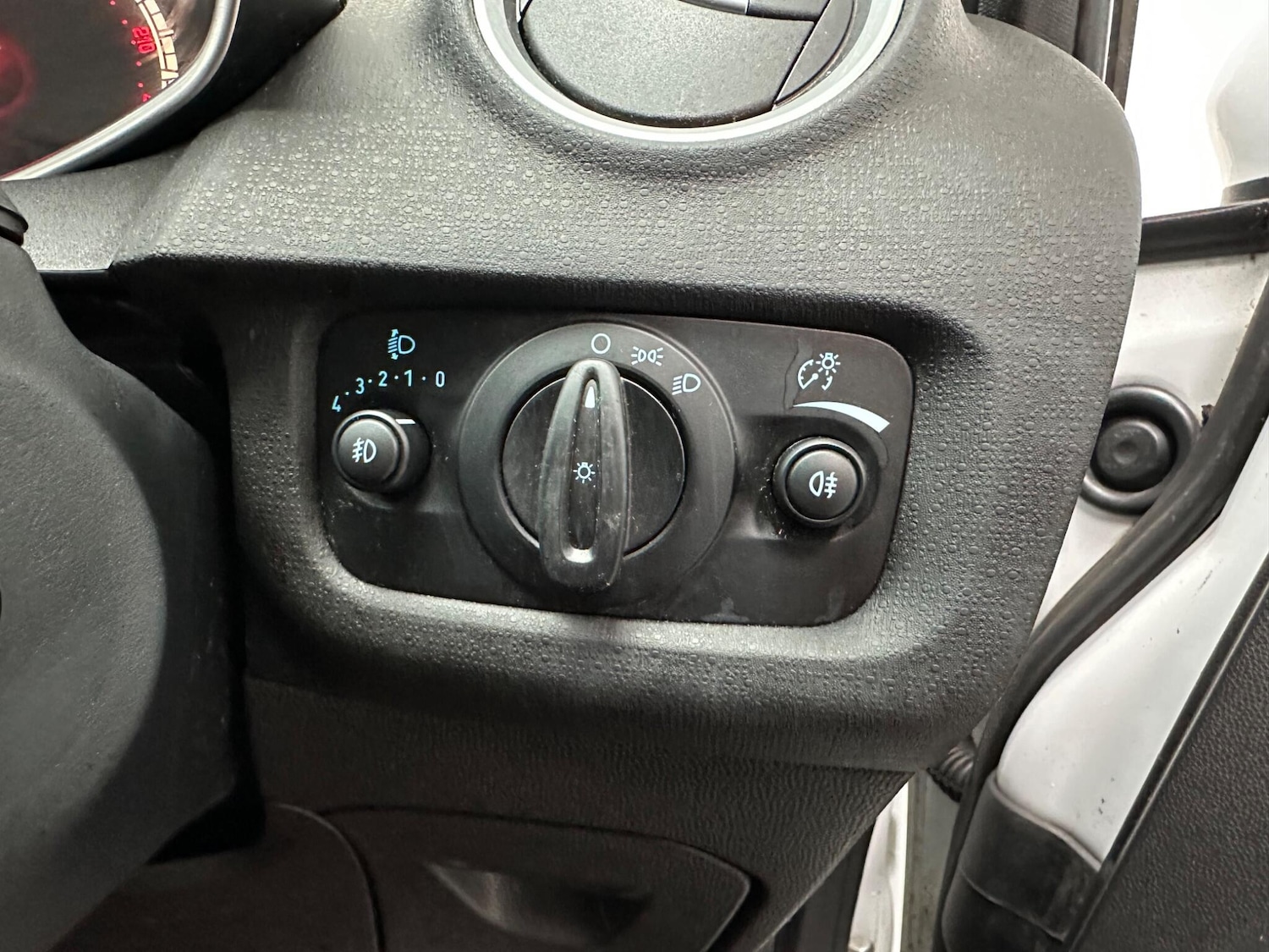 Used Ford Fiesta 2013 for sale - 76389999: Photo 16