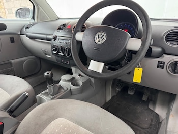 Used Volkswagen Beetle 2007 for sale - 77618472: Photo