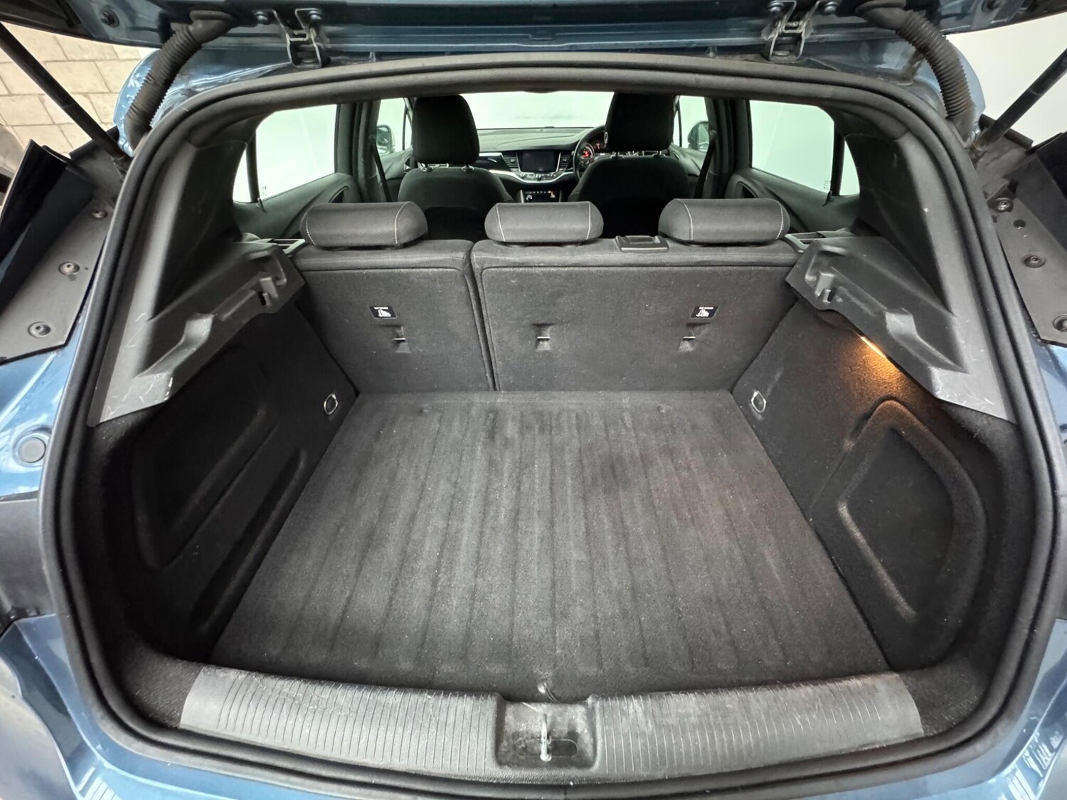 Used Vauxhall Astra 2016 for sale - 77698340: Photo 19