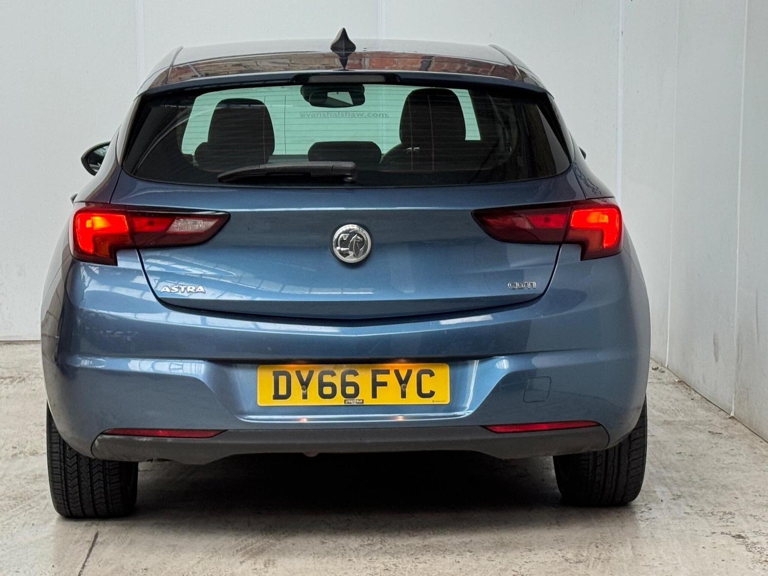 Used Vauxhall Astra 2016 for sale - 77698340: Photo 6