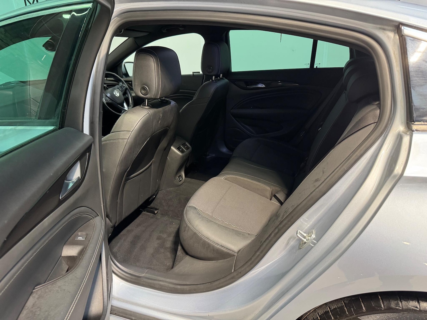 Used Vauxhall Insignia 2017 for sale - 76745469: Photo 12