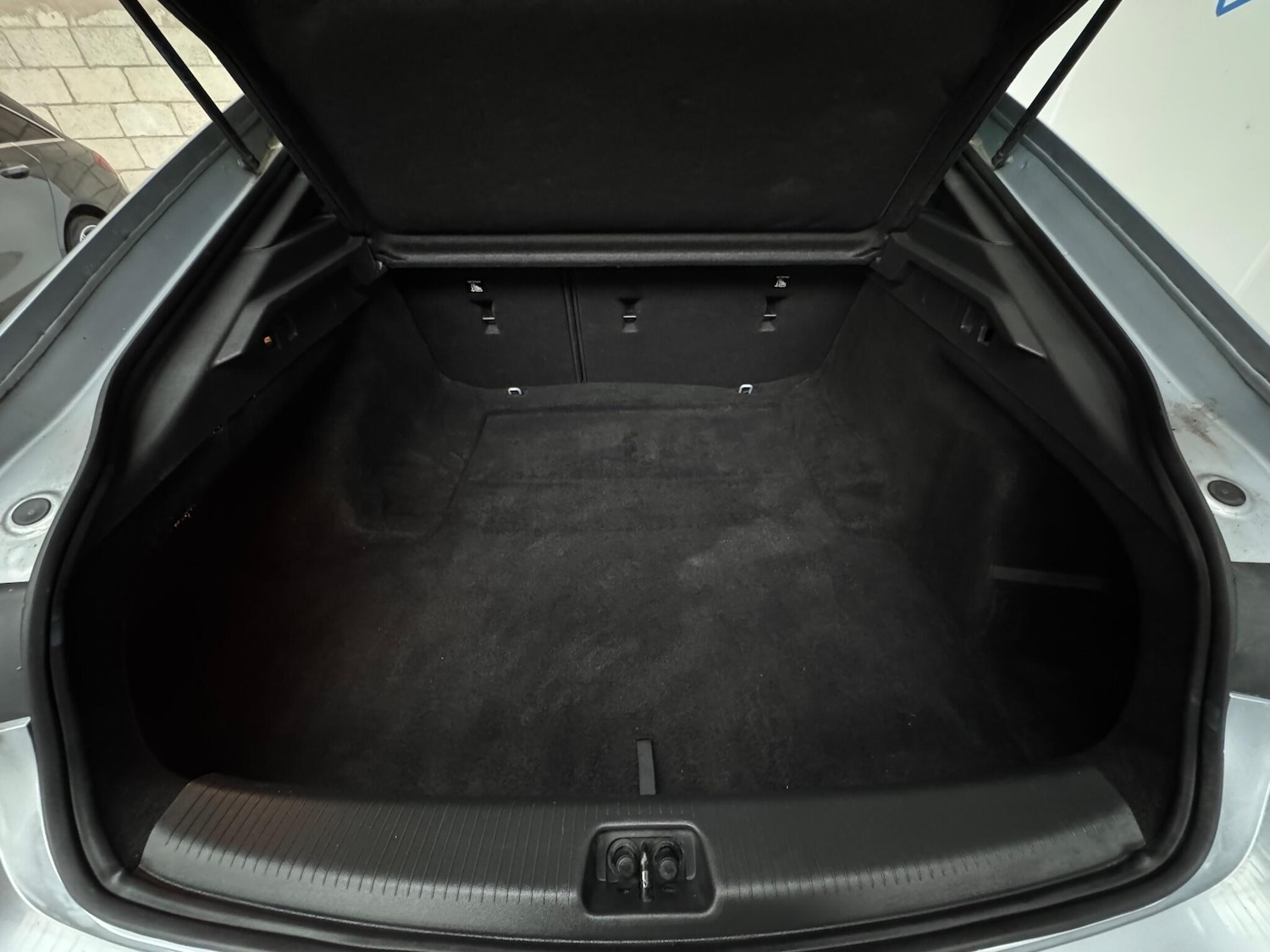 Used Vauxhall Insignia 2017 for sale - 76745469: Photo 30