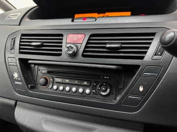 Used Citroen C4 Grand Picasso 2010 for sale - 76044248: Photo 11