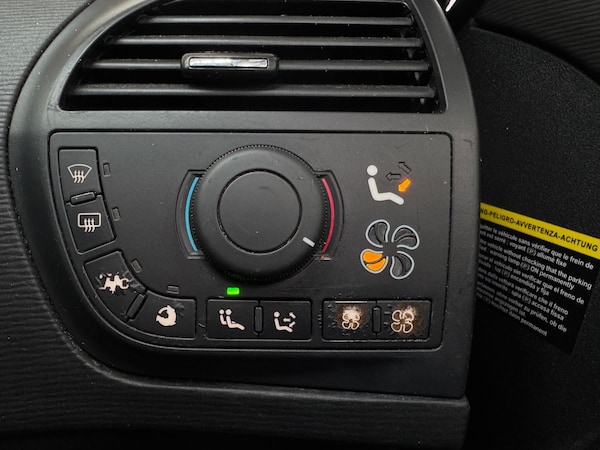 Used Citroen C4 Grand Picasso 2010 for sale - 76044248: Photo 14