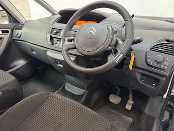 Used Citroen C4 Grand Picasso 2010 for sale - 76044248: Photo
