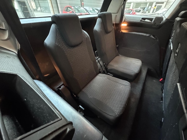 Used Citroen C4 Grand Picasso 2010 for sale - 76044248: Photo 9