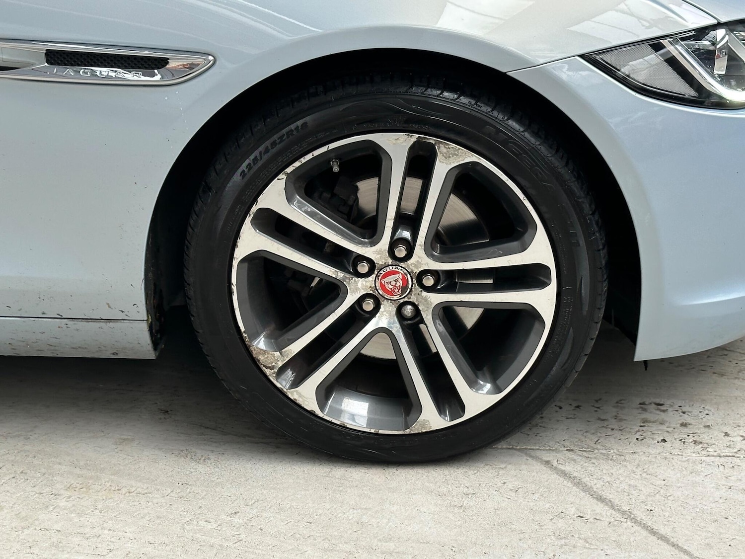 Used Jaguar XE 2016 for sale - 76176223: Photo 28