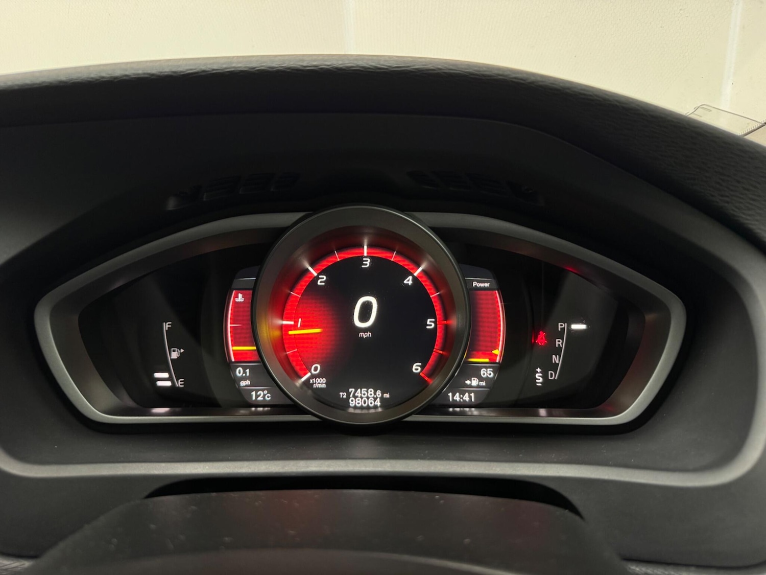 Used Volvo V40 2017 for sale - 77995194: Photo 13