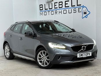 Used Volvo V40 2017 for sale - 77995194: Photo