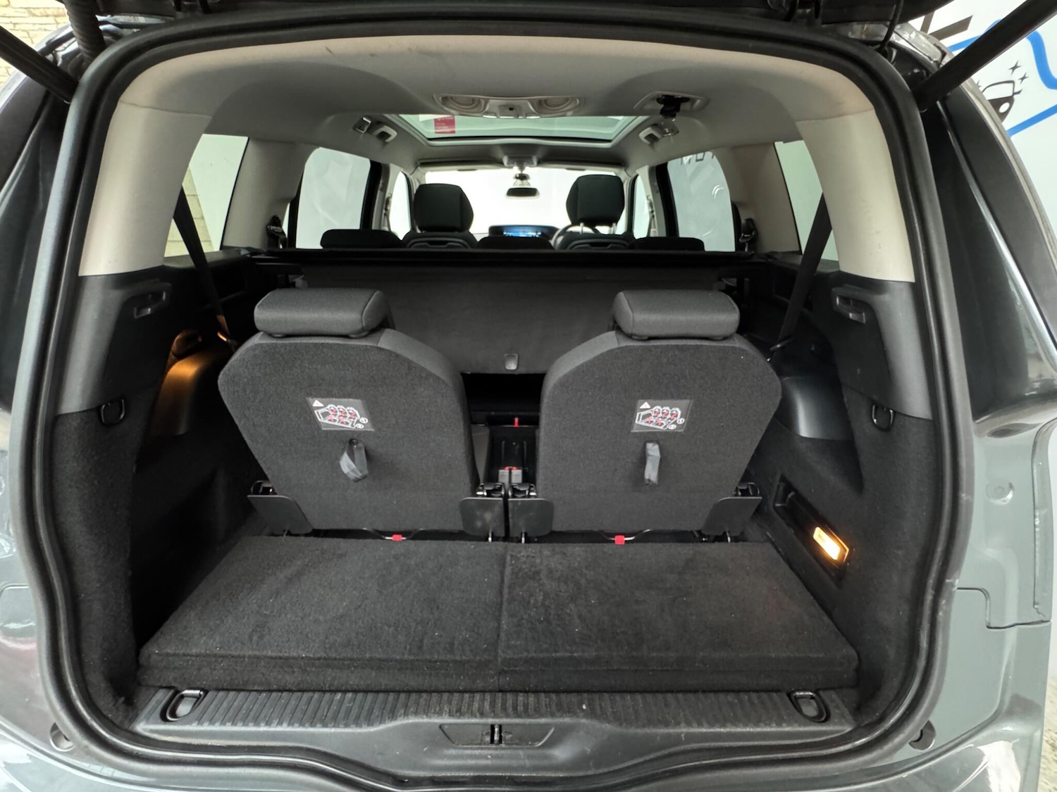 Vehicle 29