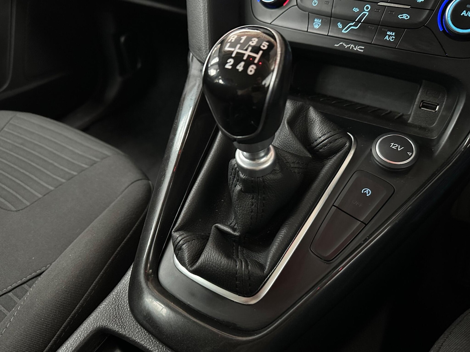 Used Ford Focus 2015 for sale - 76928173: Photo 12