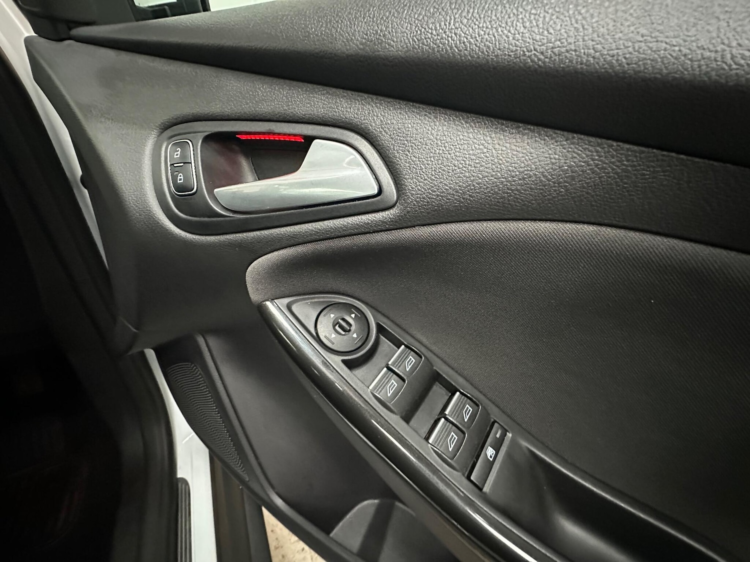 Used Ford Focus 2015 for sale - 76928173: Photo 13