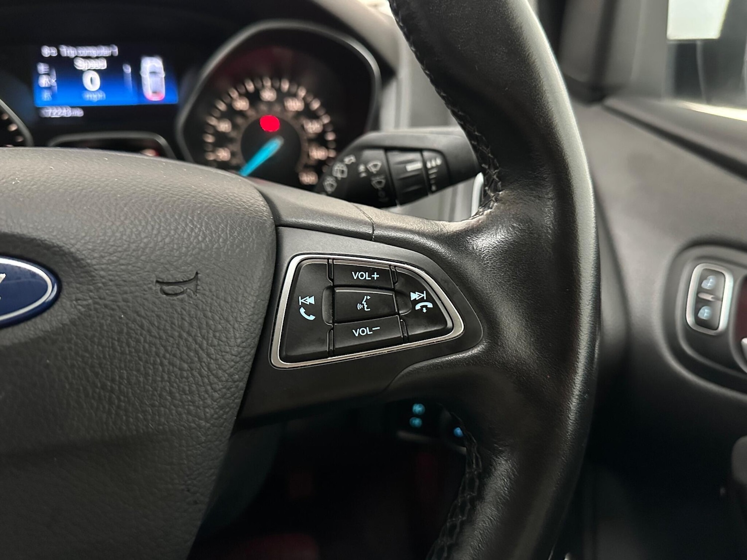 Used Ford Focus 2015 for sale - 76928173: Photo 19