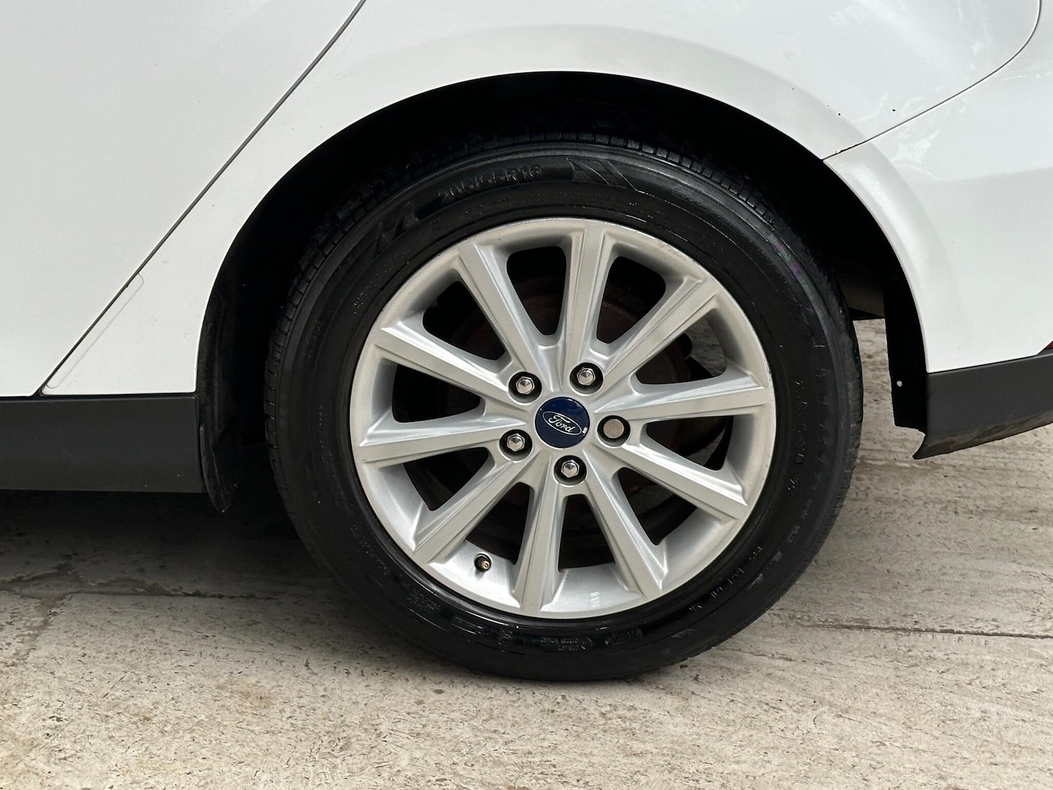 Used Ford Focus 2015 for sale - 76928173: Photo 24