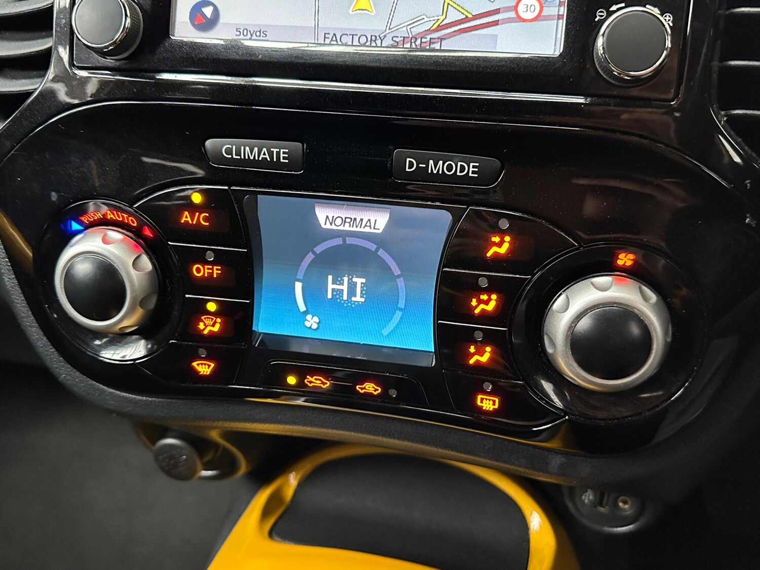 Used Nissan Juke 2014 for sale - 77826857: Photo 13