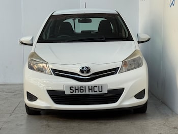 Used Toyota Yaris 2011 for sale - 75993005: Photo