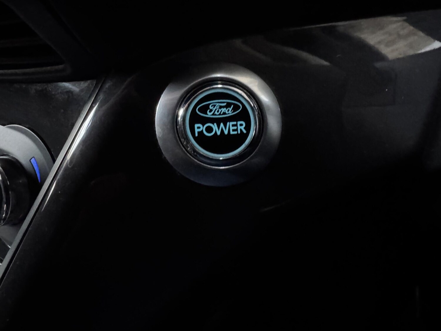 Used Ford Kuga 2013 for sale - 77841724: Photo 18