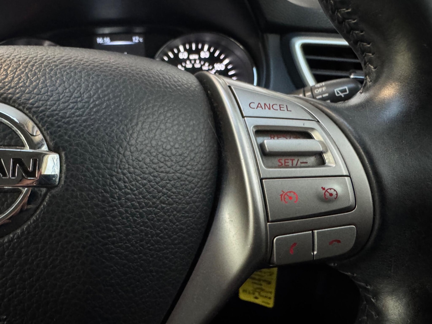 Used Nissan Qashqai 2014 for sale - 77983079: Photo 18