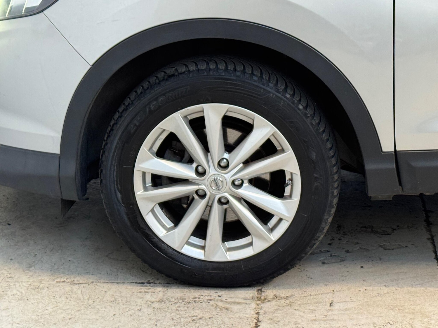 Used Nissan Qashqai 2014 for sale - 77983079: Photo 24