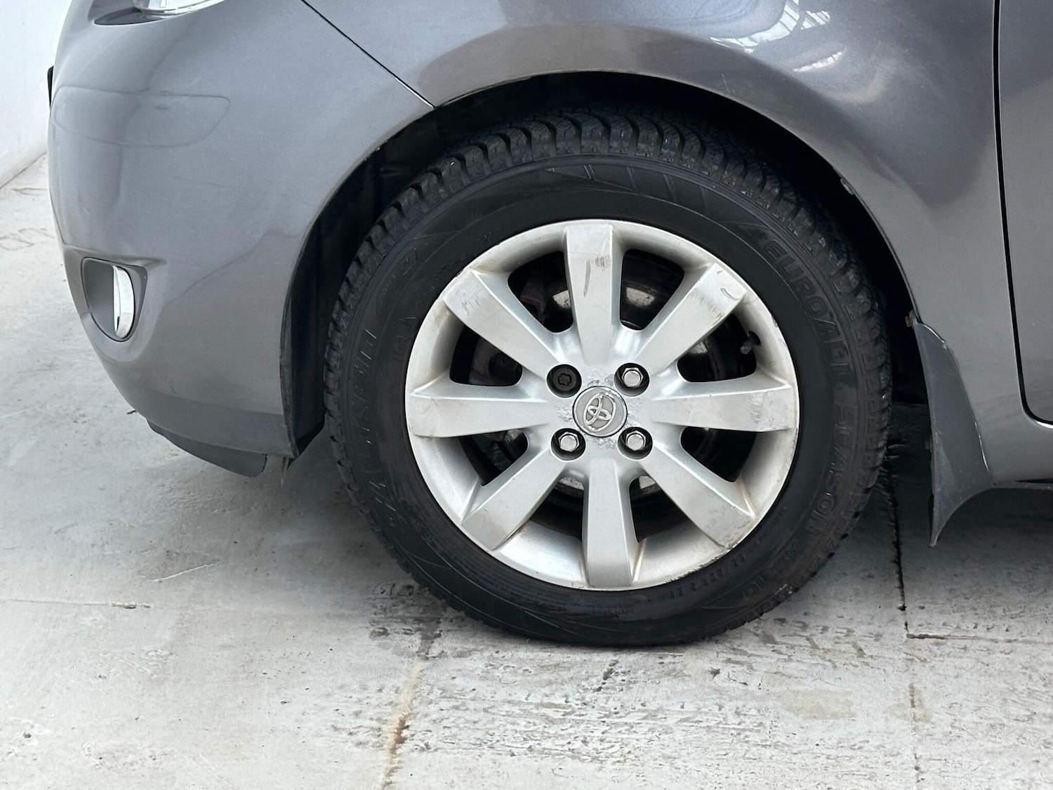 Used Toyota Yaris 2011 for sale - 76338688: Photo 19