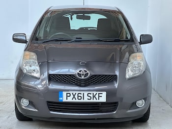 Used Toyota Yaris 2011 for sale - 76338688: Photo