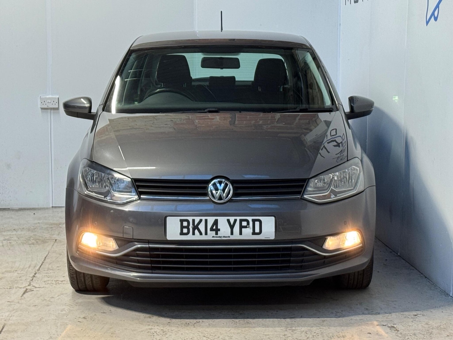 Used Volkswagen Polo 2014 for sale - 77099223: Photo 2