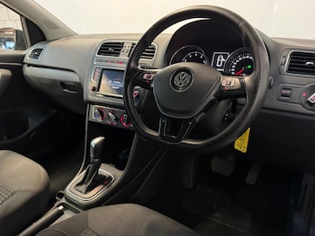Used Volkswagen Polo 2014 for sale - 77099223: Photo