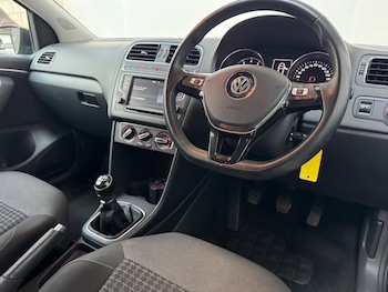 Used Volkswagen Polo 2014 for sale - 79182827: Photo