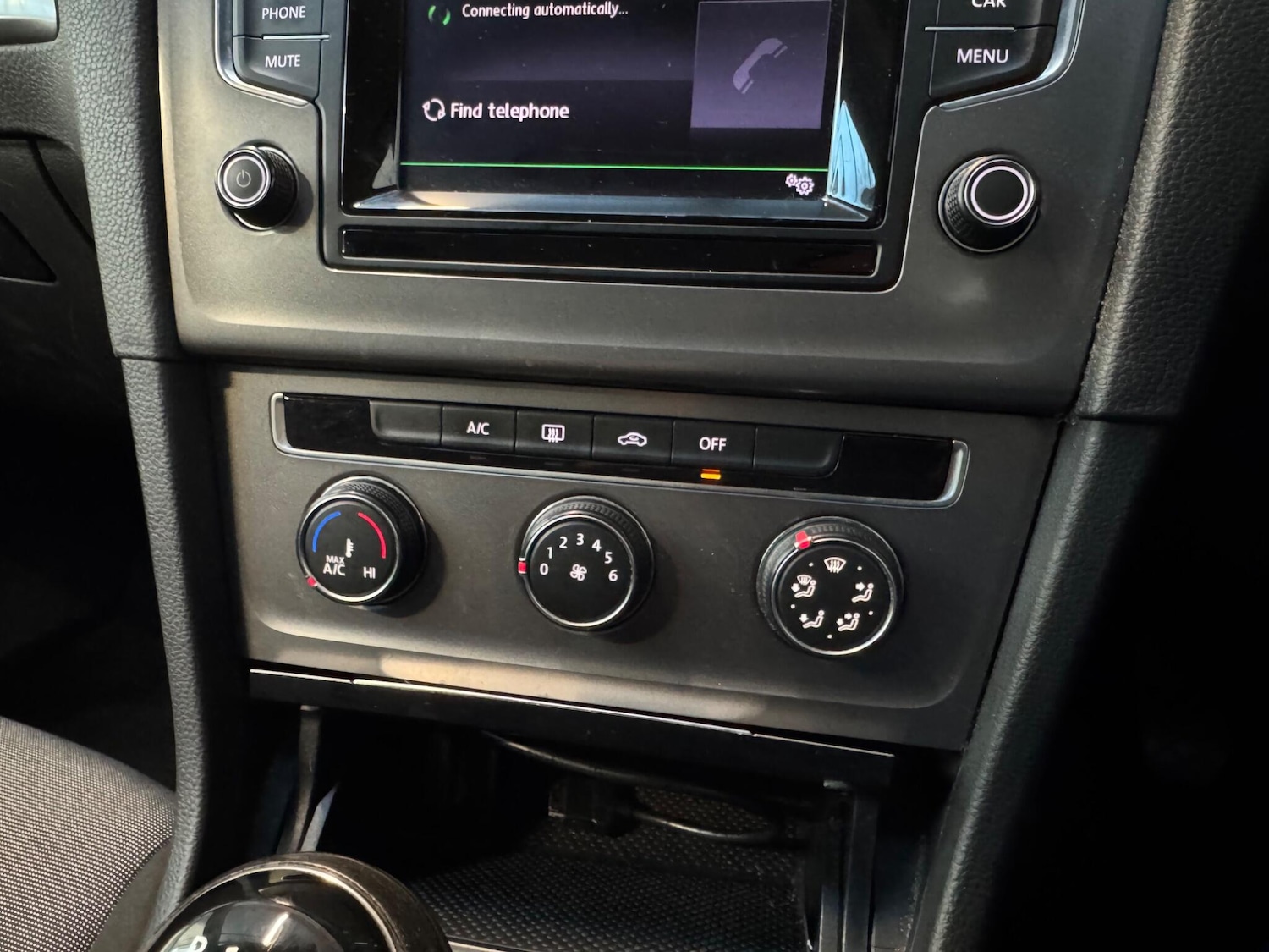 Used Volkswagen Golf 2013 for sale - 77983069: Photo 15