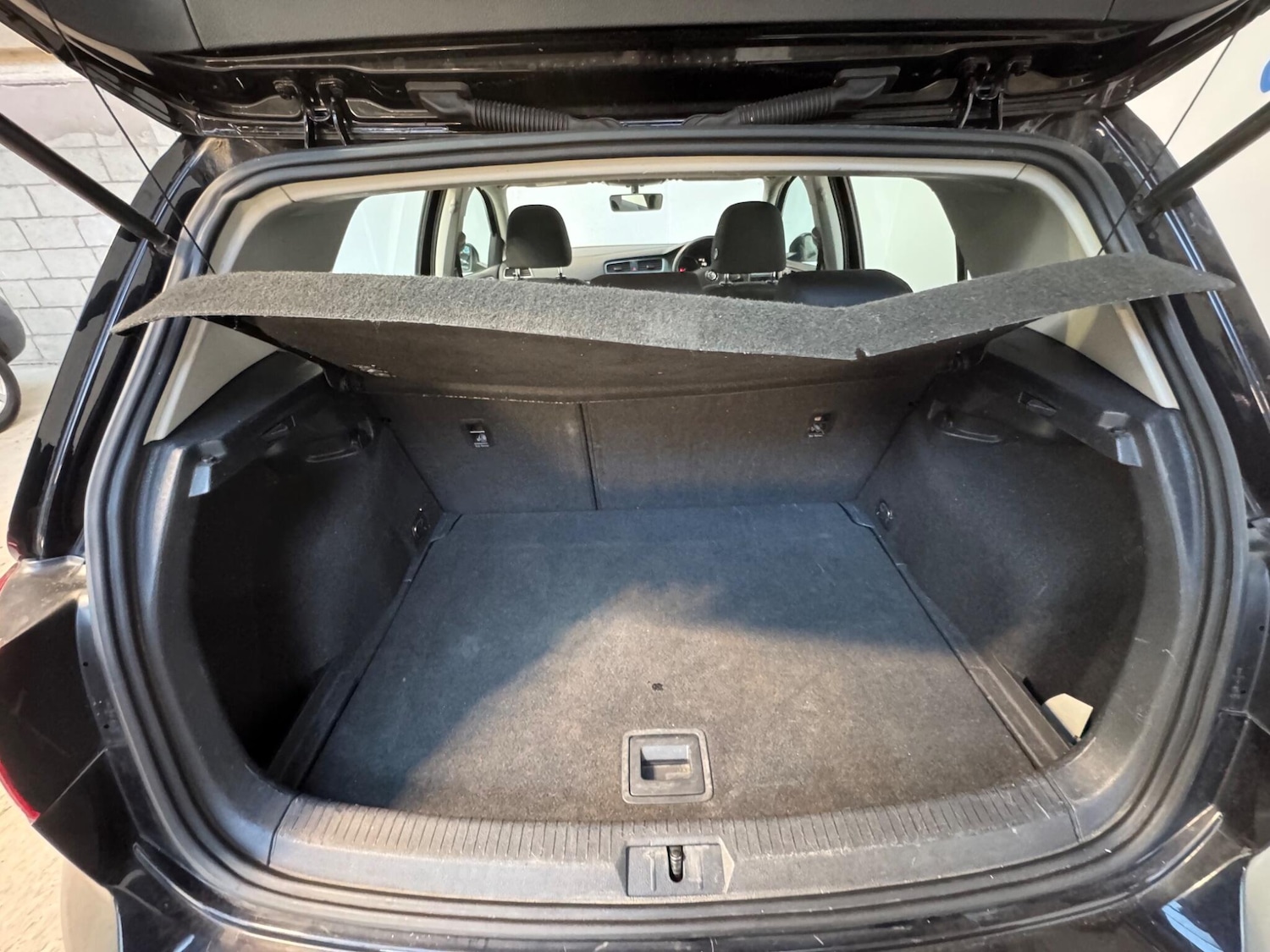 Used Volkswagen Golf 2013 for sale - 77983069: Photo 20