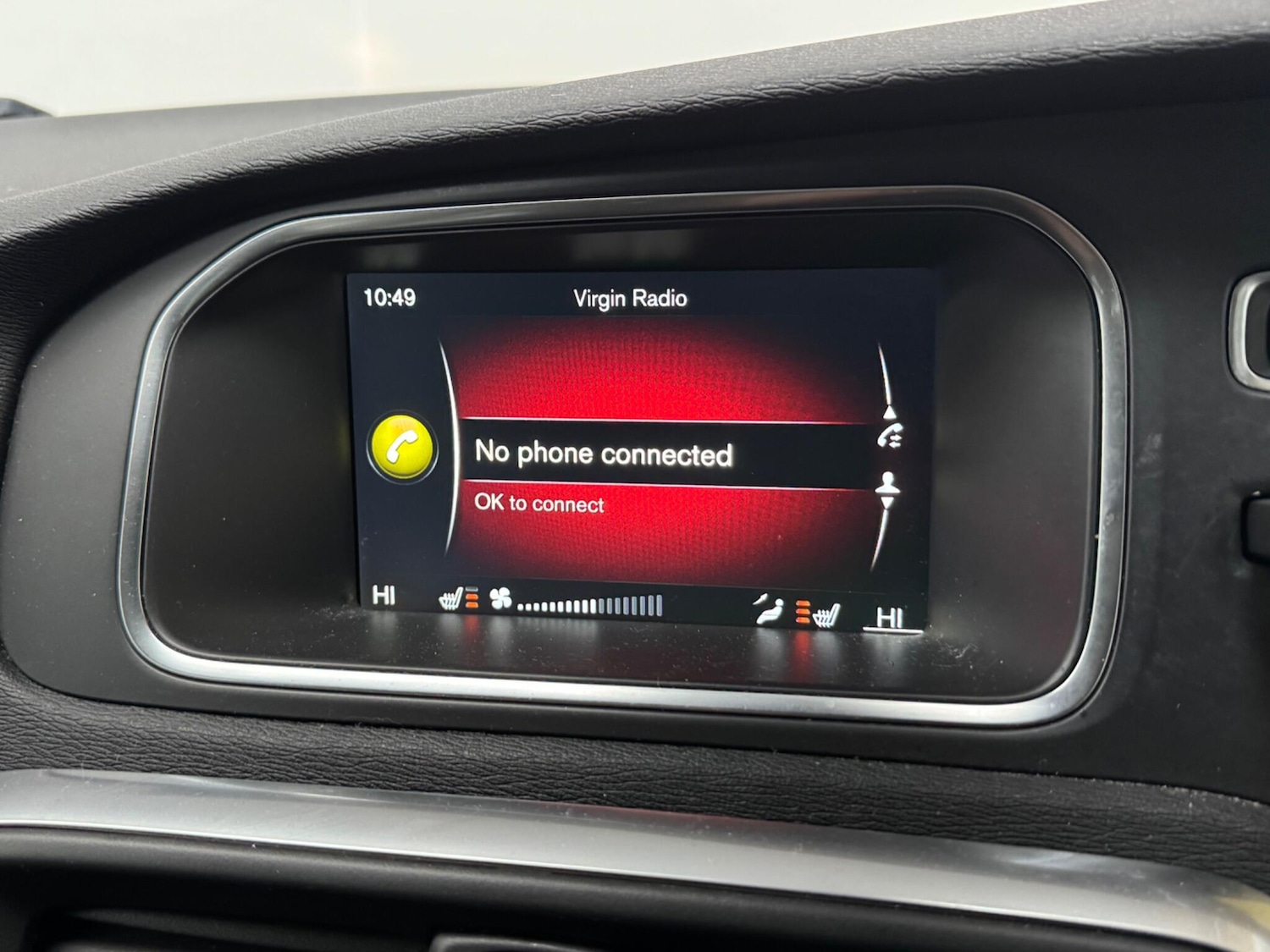 Used Volvo V40 2014 for sale - 77234686: Photo 16