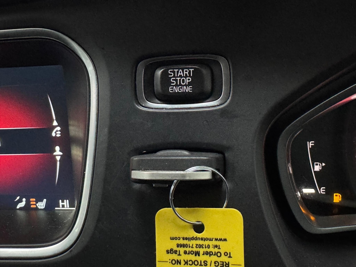 Used Volvo V40 2014 for sale - 77234686: Photo 19